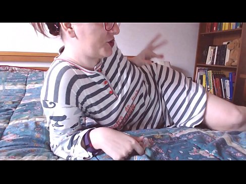 ❤️ E lawe i kēia moa ʻeleʻele nui i loko o kou waha ke kauā liʻiliʻi Sex video ma haw.pornofilmtv.ru ❌❤