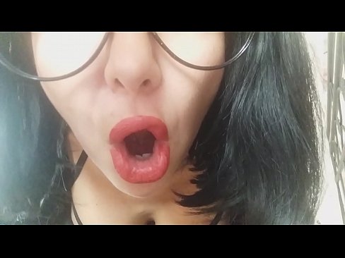 ❤️ E ka mea aloha, ʻaʻole ʻae kou makuahine e hele i ke kula i kēia lā... makemake nui au iā ʻoe... Sex video ma haw.pornofilmtv.ru ❌❤