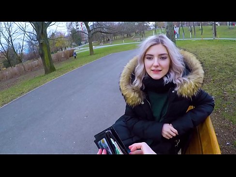 ❤️ Ale i ka ʻume wela a kahi malihini no ke kālā - blowjob ma ka paka na Eva Elfie Sex video ma haw.pornofilmtv.ru ❌❤